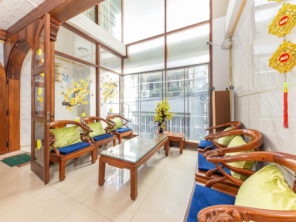 White Lion Hotel Nha Trang Extérieur photo