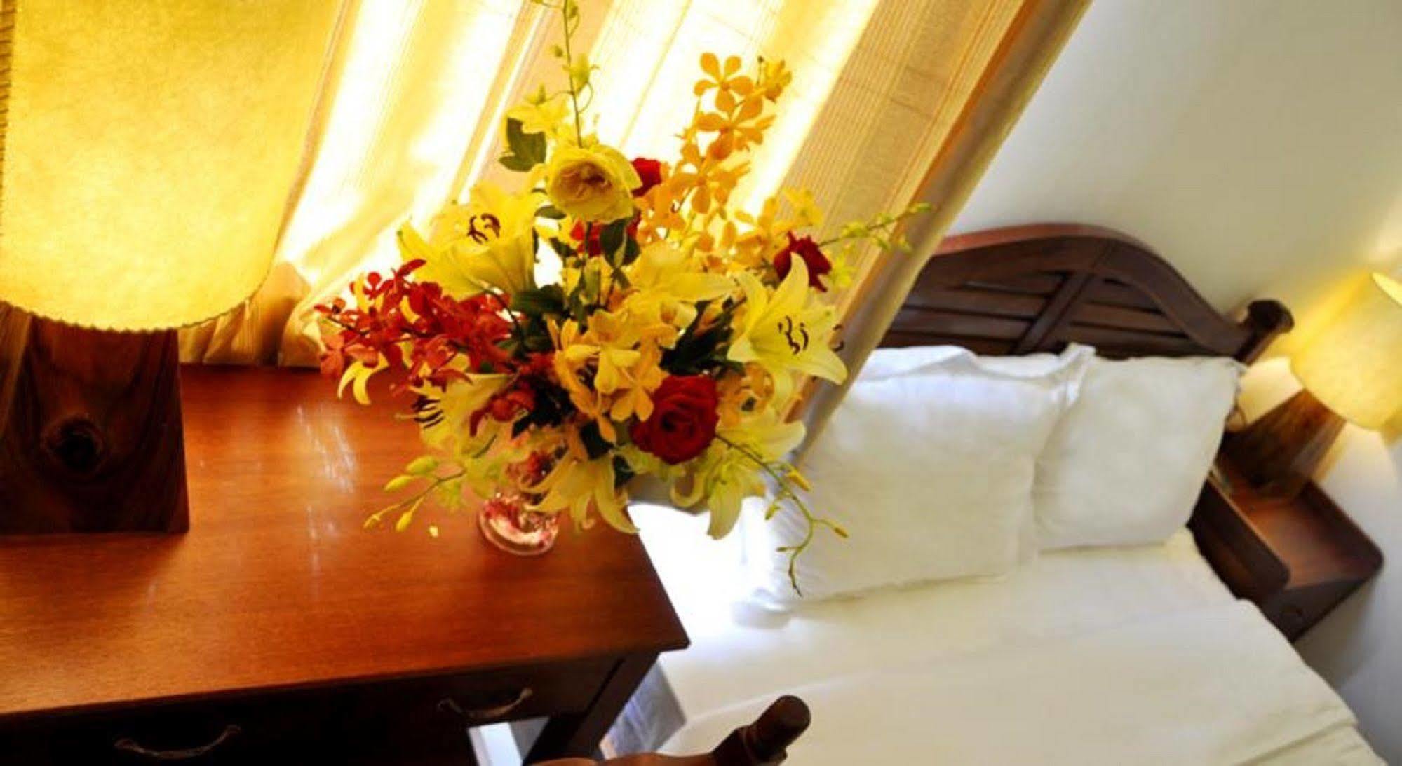 White Lion Hotel Nha Trang Extérieur photo